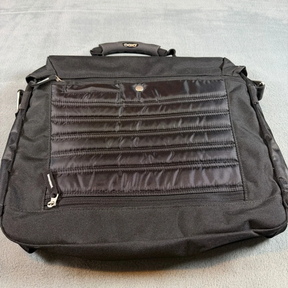 OGIO Black Messenger Bag Audio Pocket Laptop Briefcase PNM Logo 03507